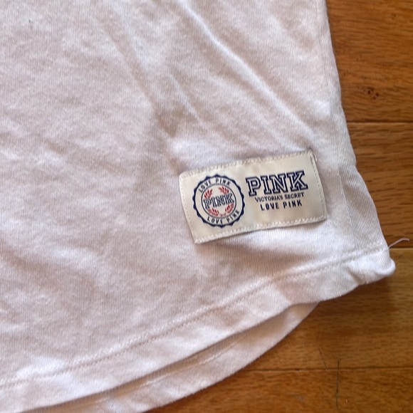 Victoria’s Secret top - Picture 3 of 4